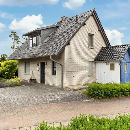 Haus 28 *